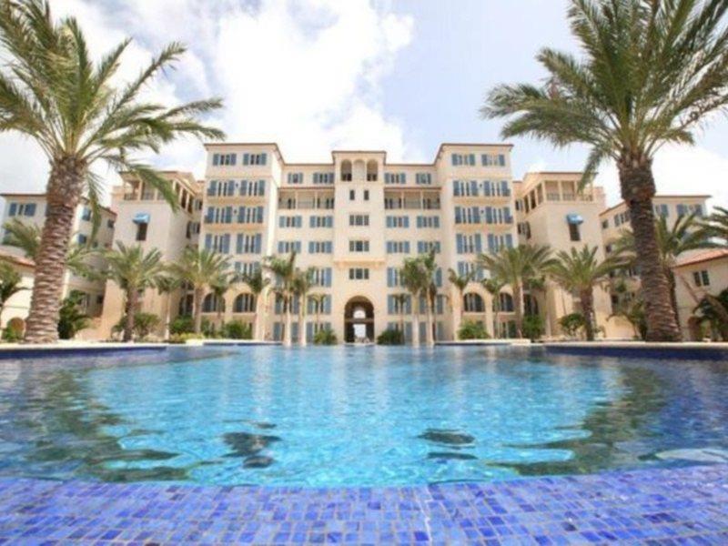 Hotel The Regent Grand à Grace Bay Extérieur photo